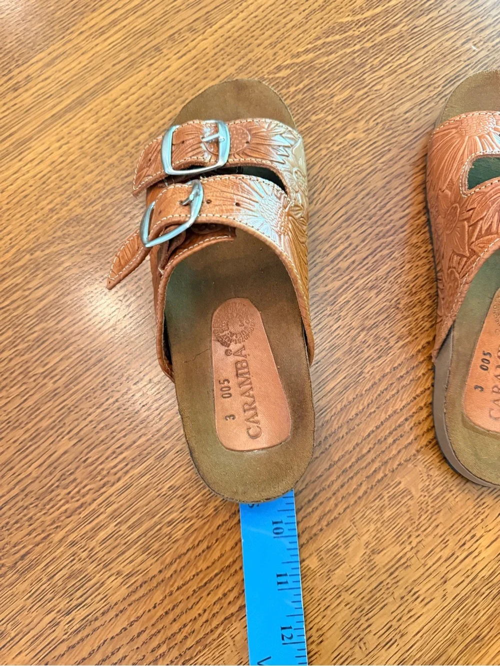 Women’s Brown Embossed Leather Double-Buckle Sandals Estimated Size 7.5/8